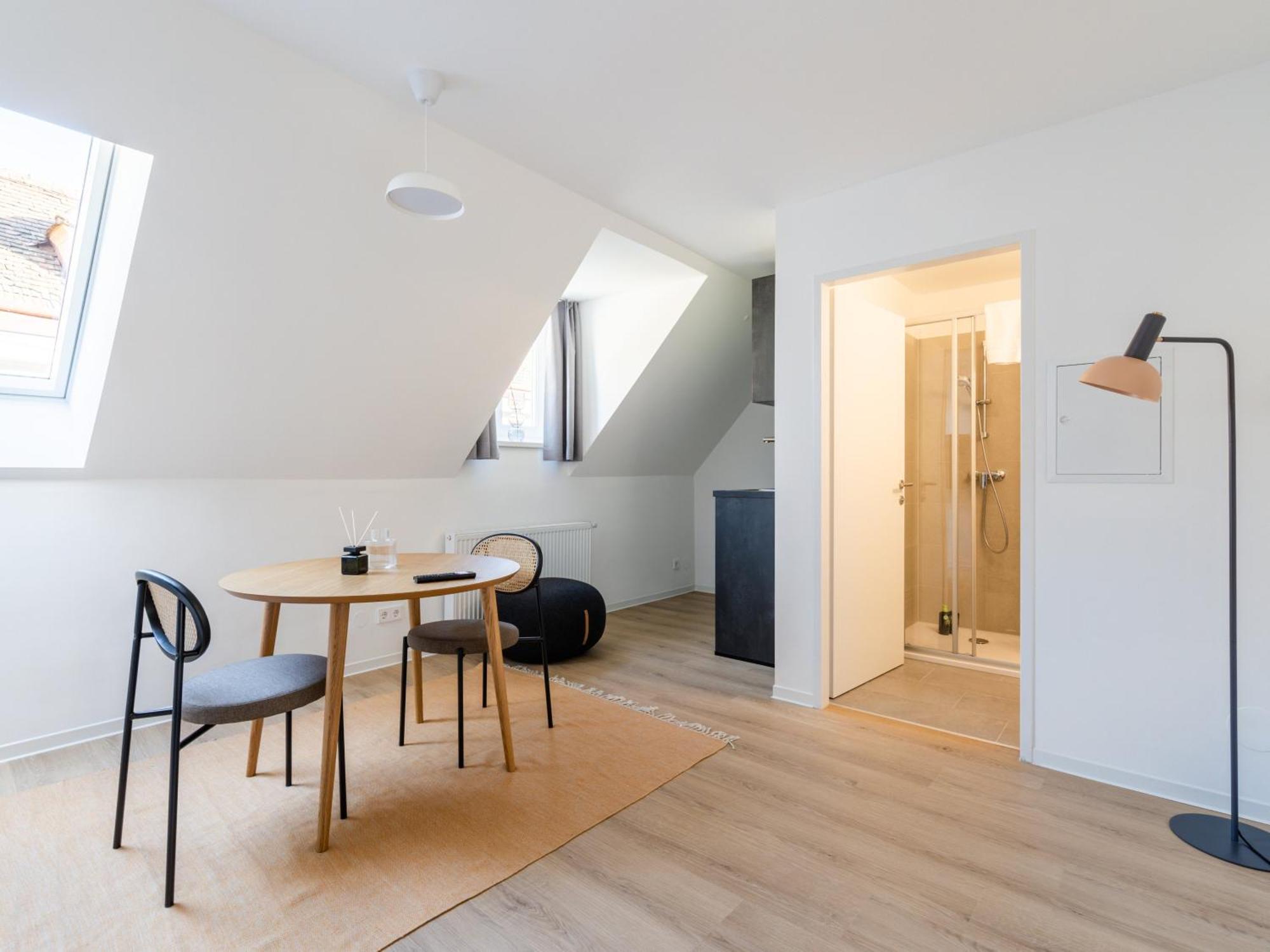Limehome Klagenfurt Goessgasse Klagenfurt am Woerthersee Pokoj fotografie